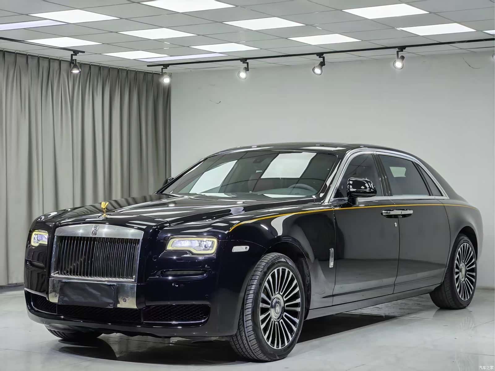 Rolls-Royce Ghost, 2015 2