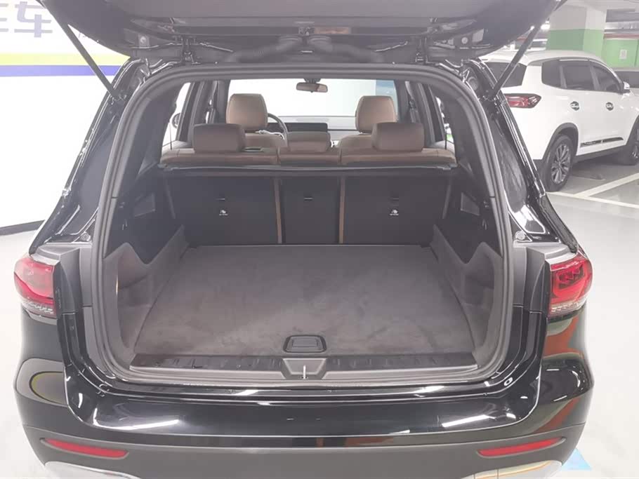 Mercedes-Benz GLB Mercedes-Benz GLB