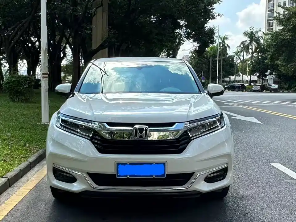 Honda Crown Road