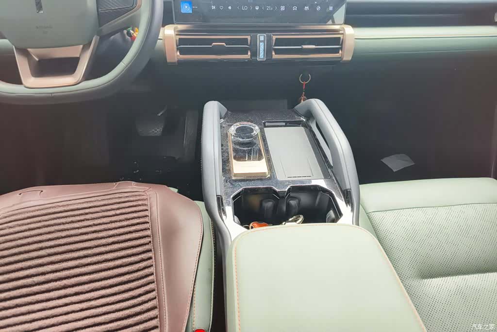 Chery iCAR, 2024 16