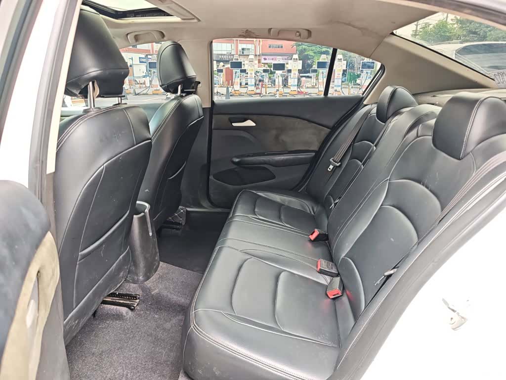 Chevrolet 320, 2019 23