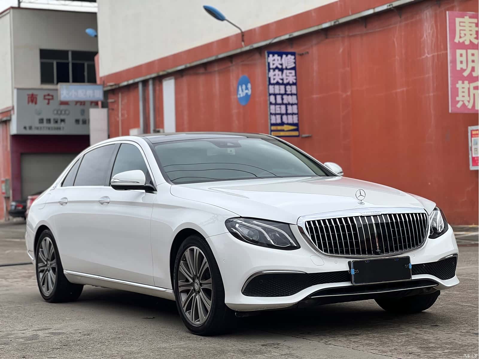 Mercedes-Benz E-Class, 2016 3