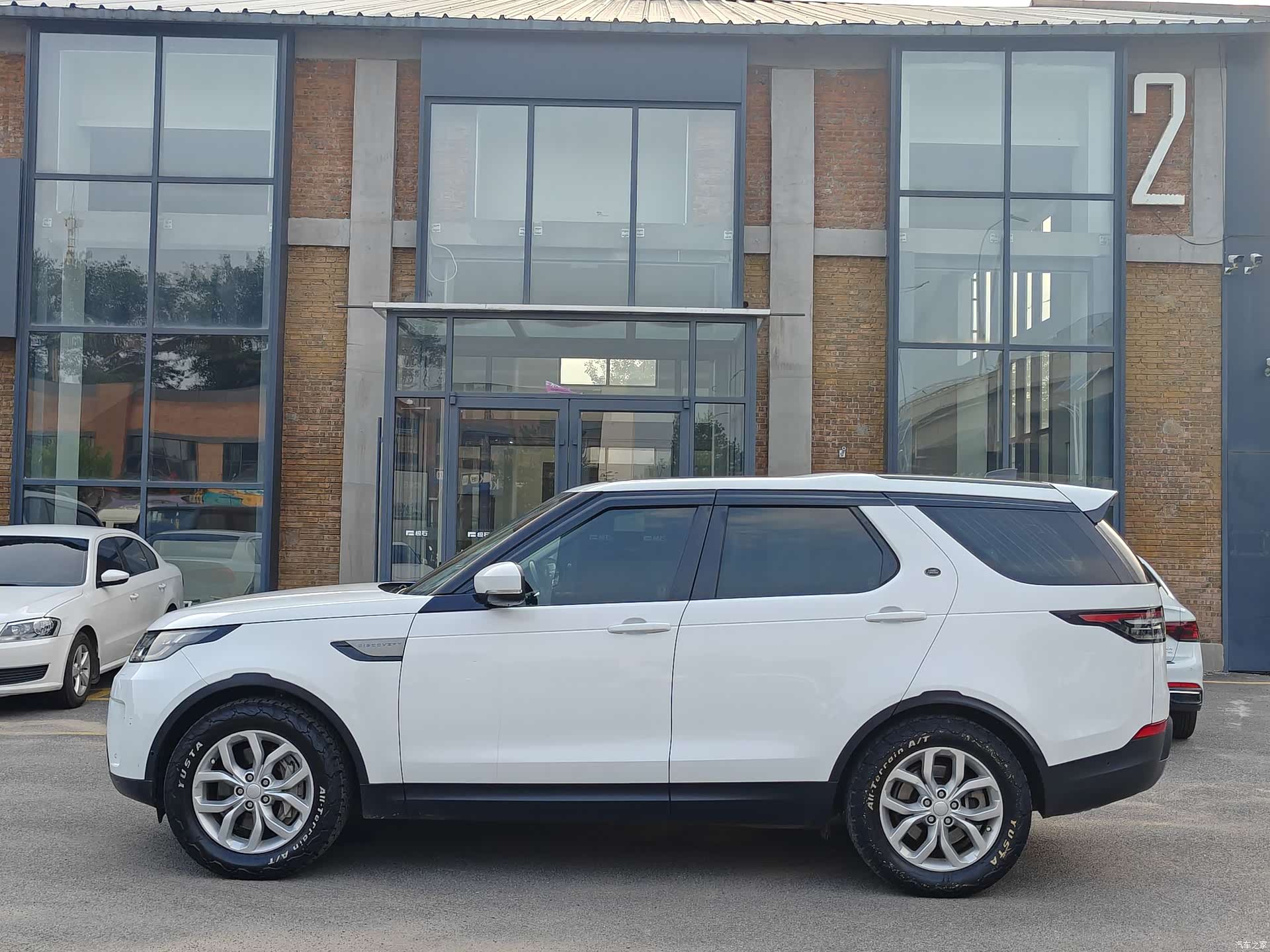 Land Rover Discovery, 2019 6
