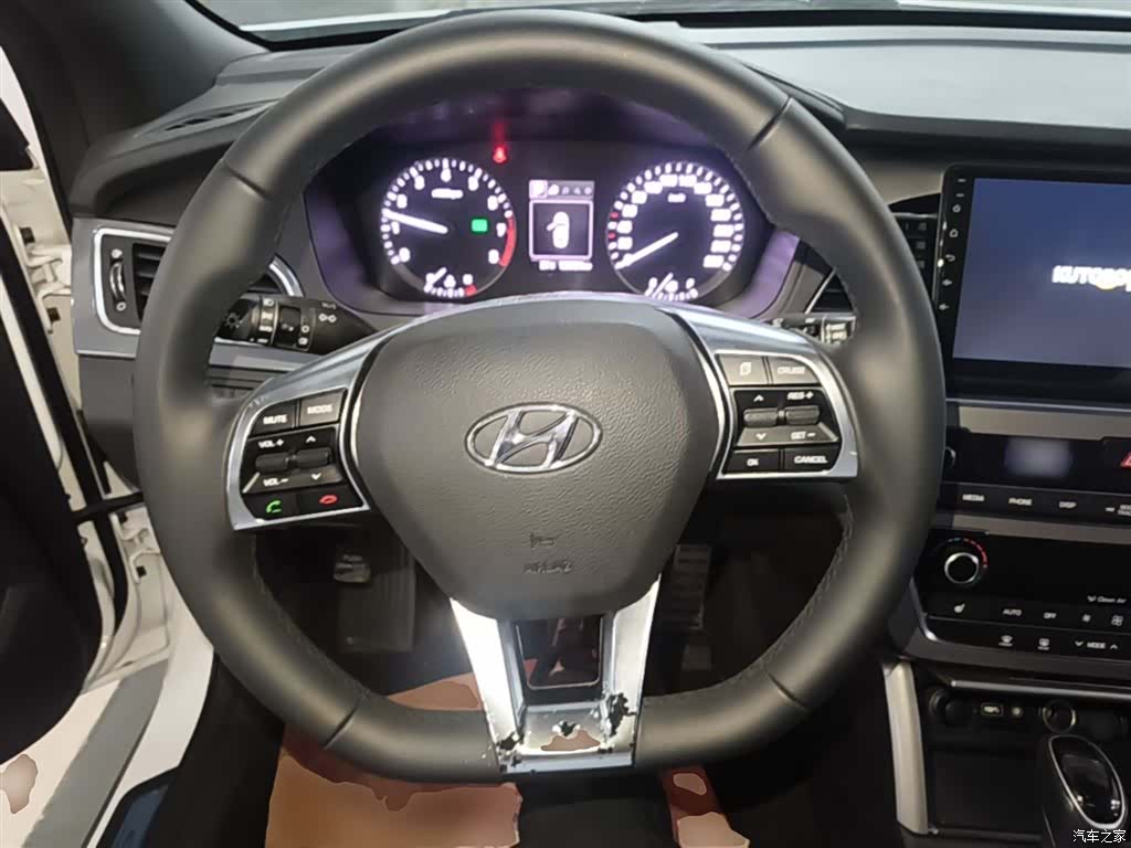 Hyundai Sonata, 2016 11