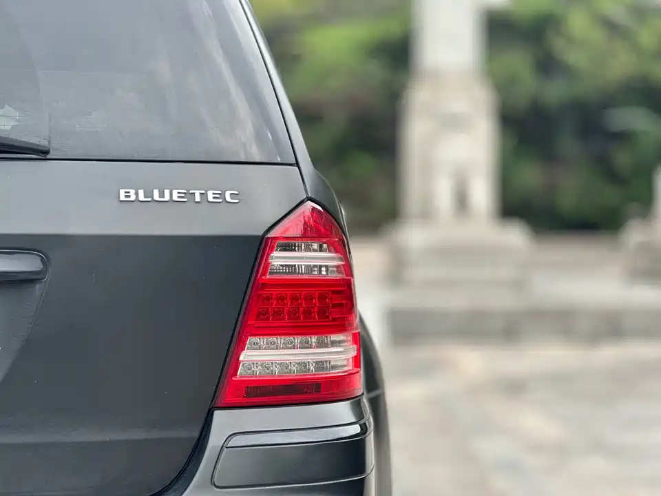 Mercedes-Benz GL grade