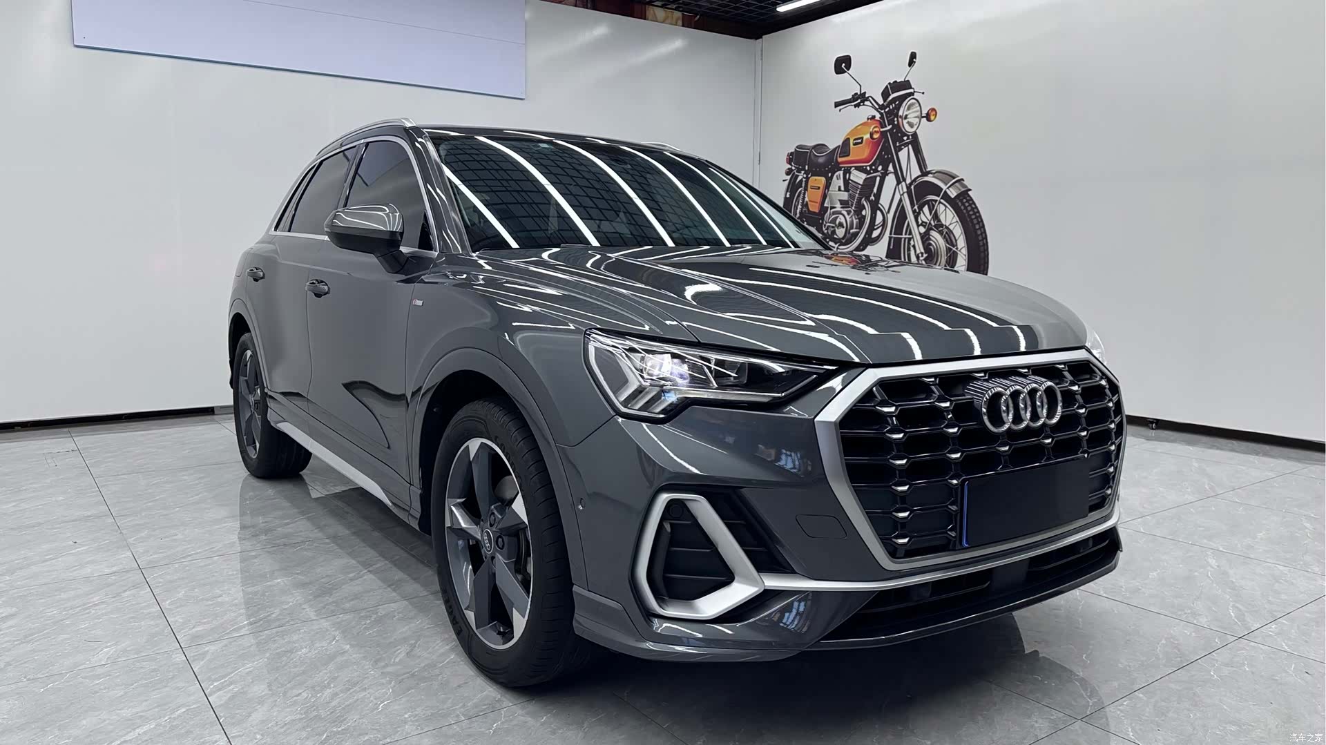 Audi Q3, 2023 3
