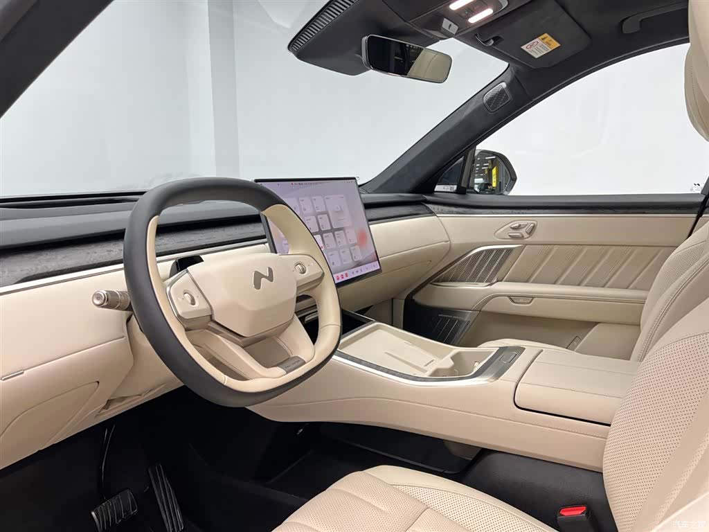 NIO L90, 2025 15