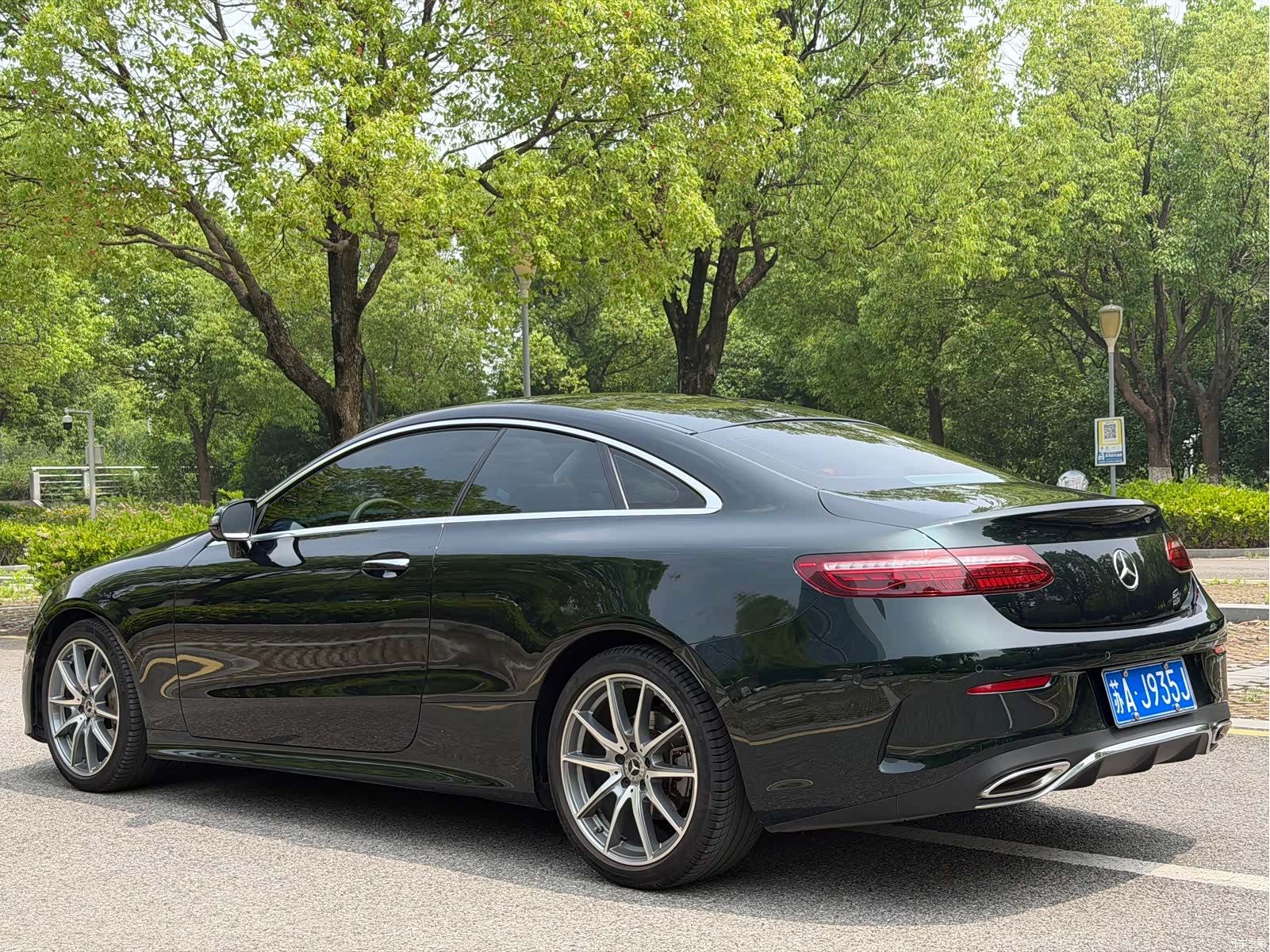 Mercedes-Benz E-Class, 2022 19
