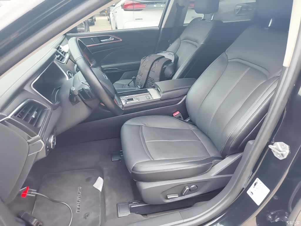 Ford Taurus, 2016 15