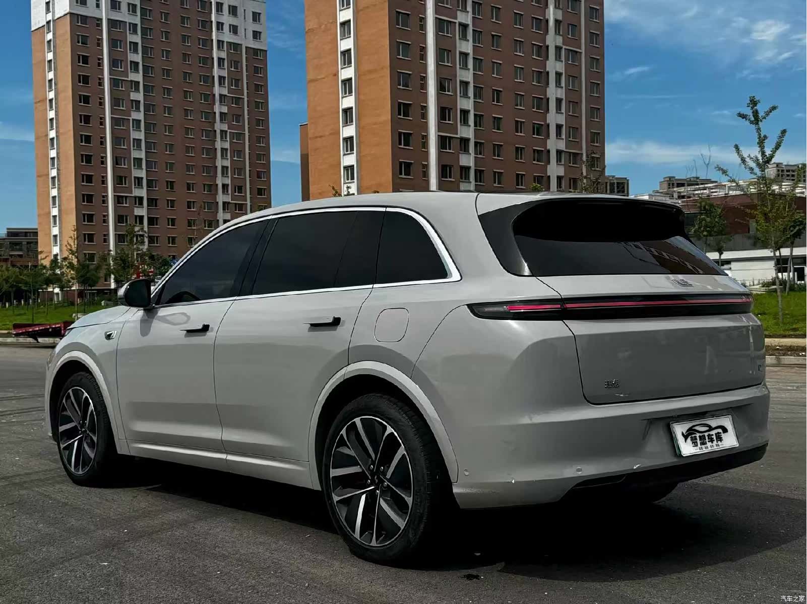 Li Auto L7, 2023 8