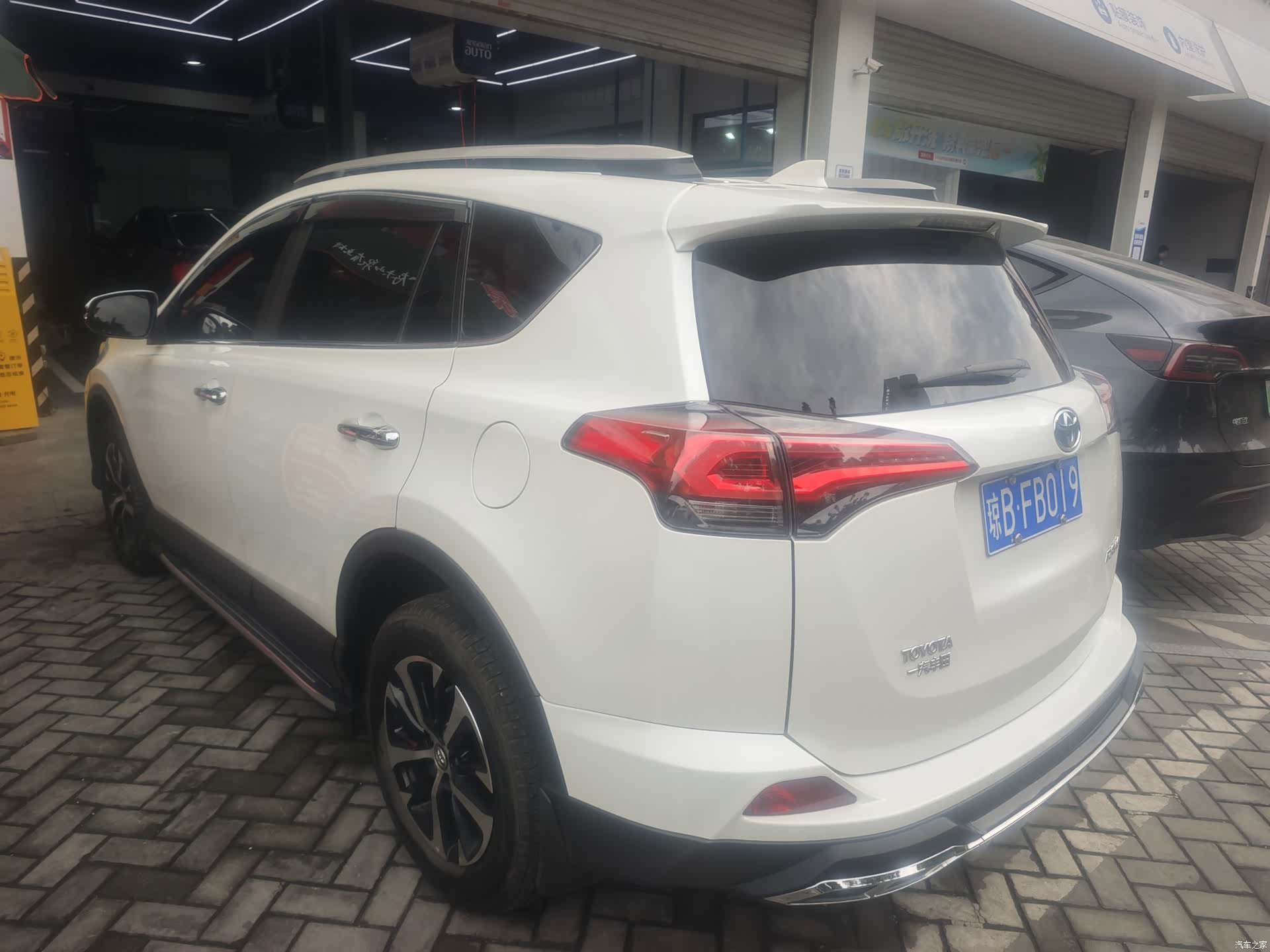 Toyota RAV4, 2018 3