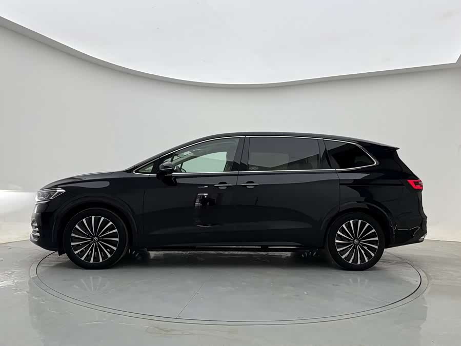 Volkswagen Viloran 2024, фото 3