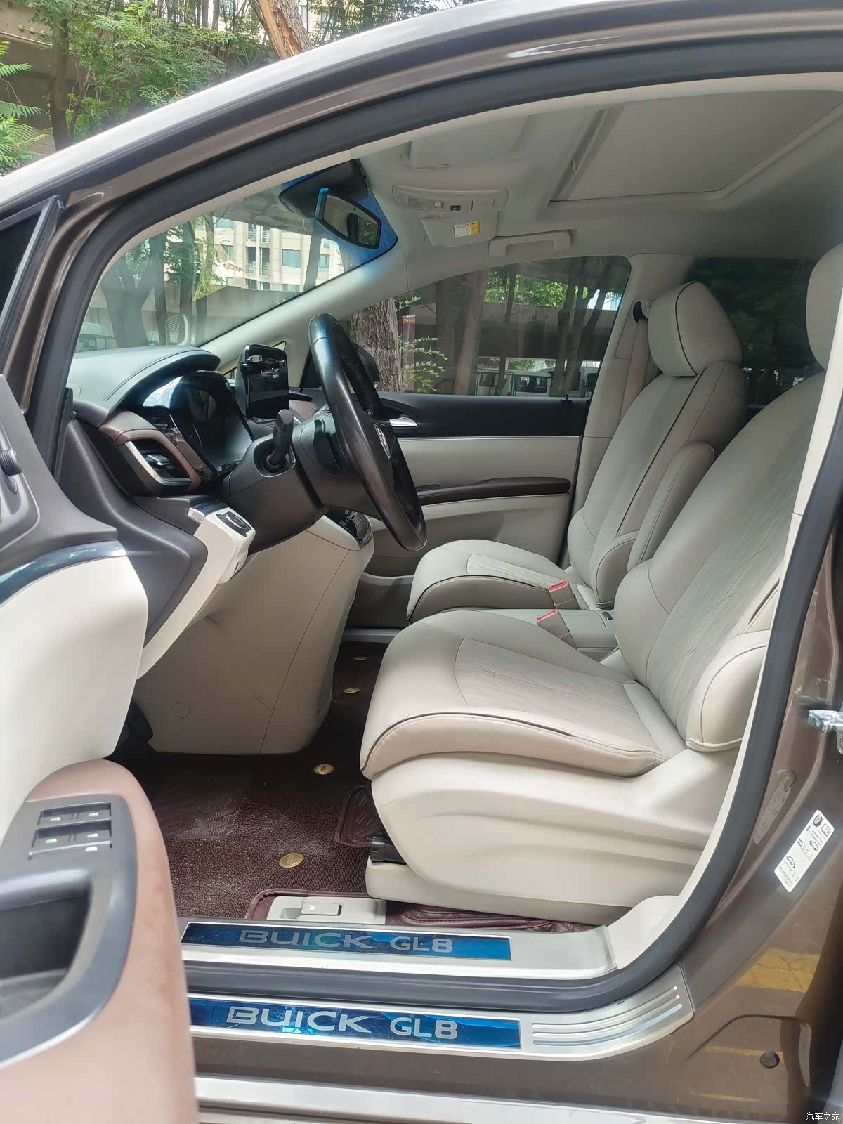 Buick GL8, 2021 11