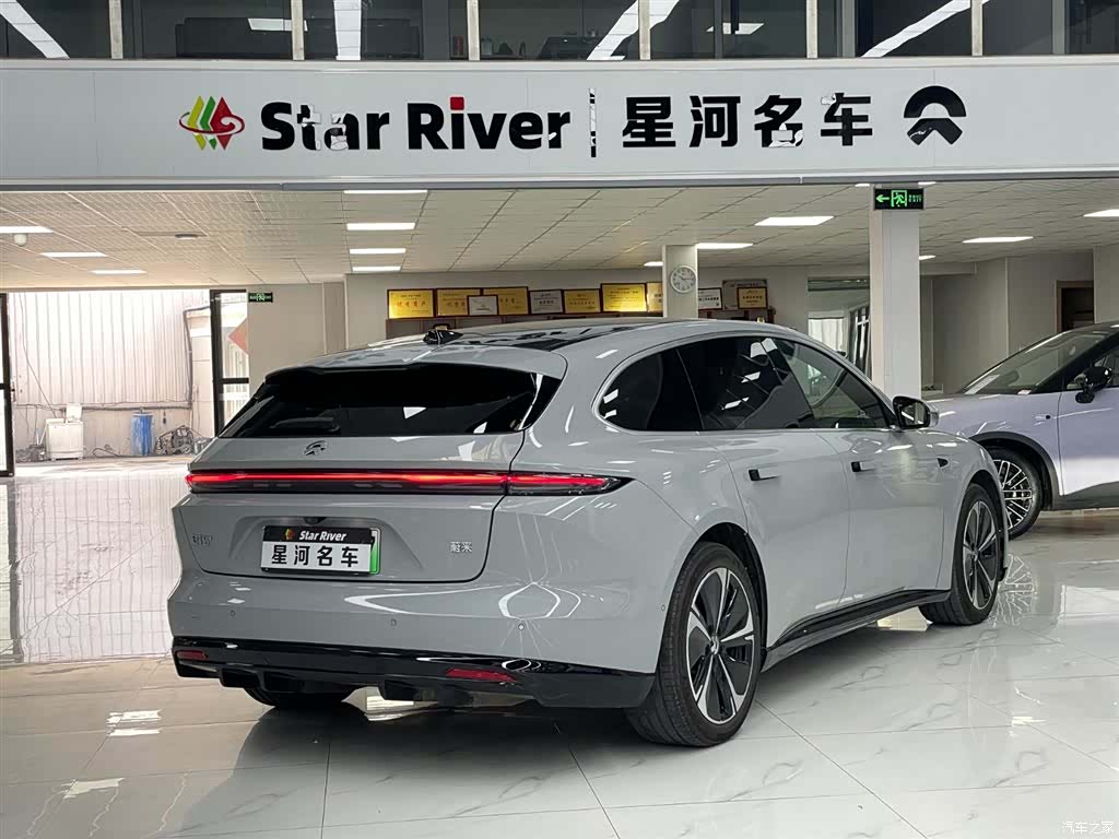 NIO ET5, 2025 все фото