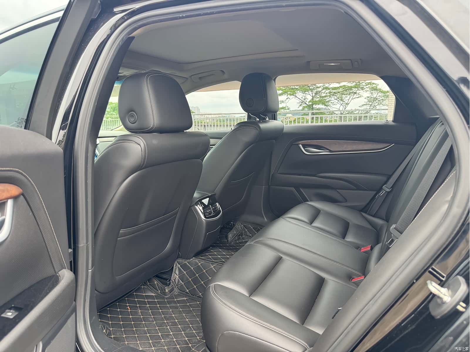 Cadillac XTS, 2019 8