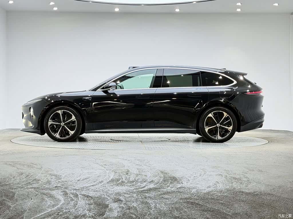NIO ET5, 2024 3