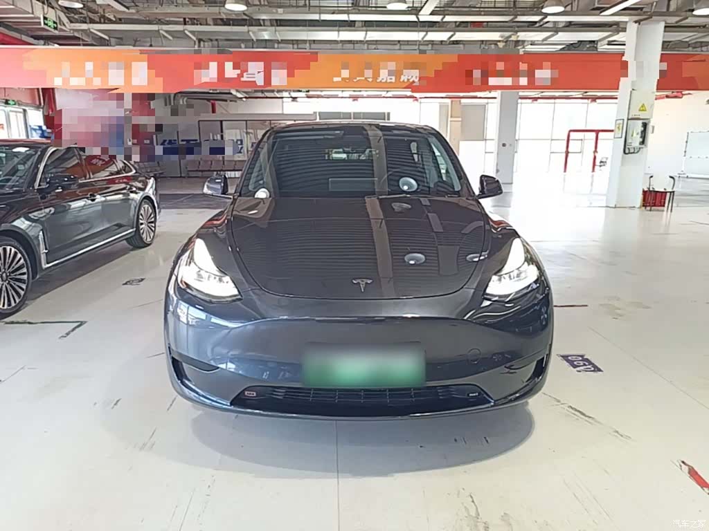 Tesla Model Y, 2024 3
