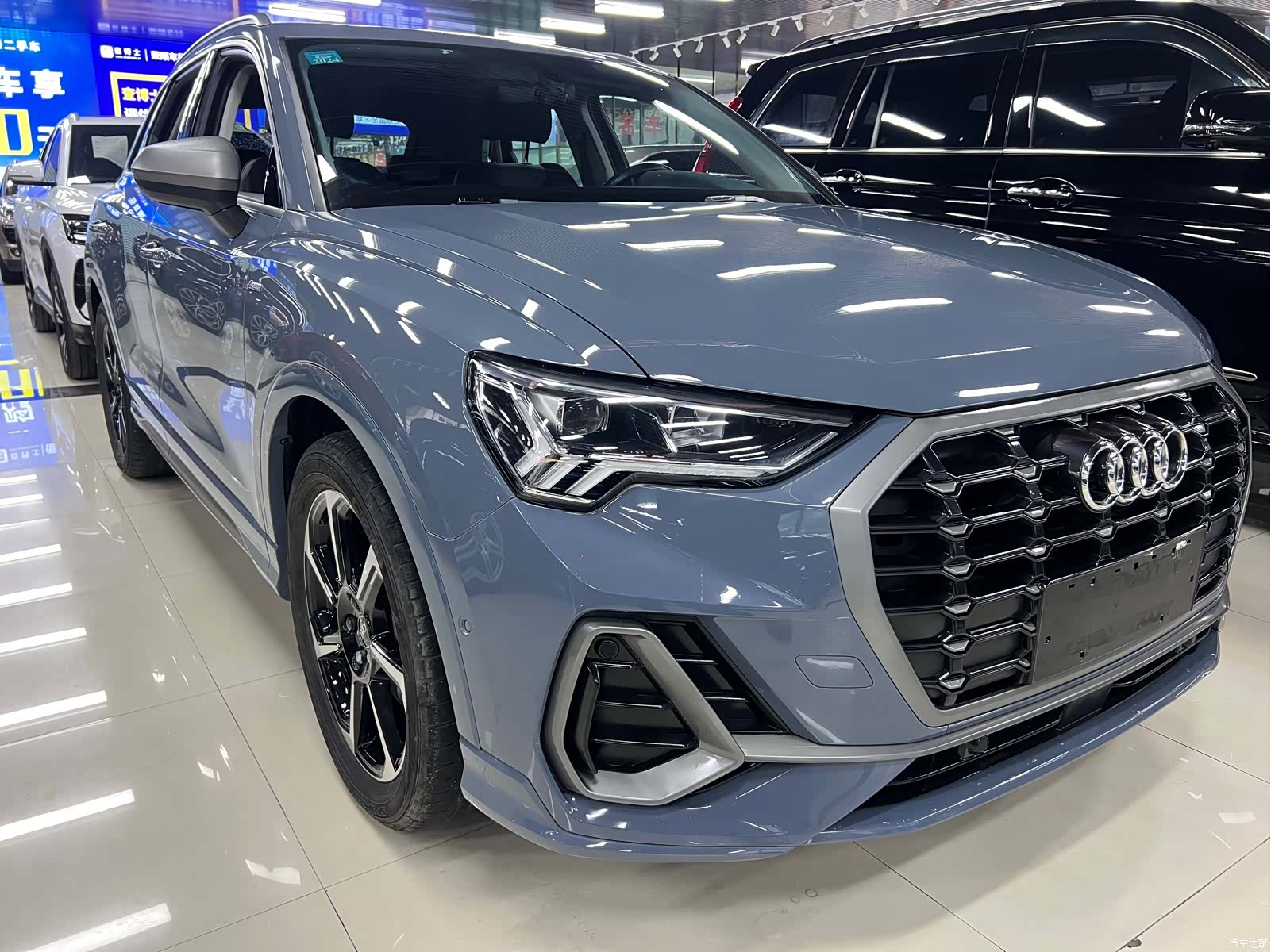 Audi Q3, 2022 3