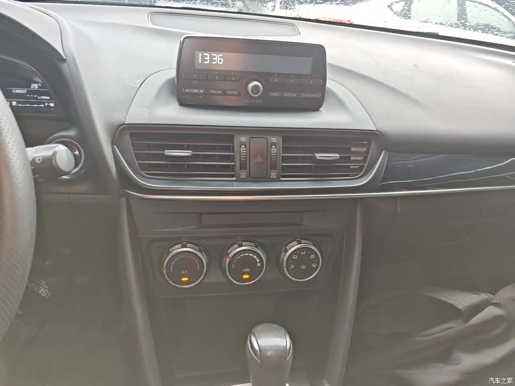 Mazda CX-4, 2021 13