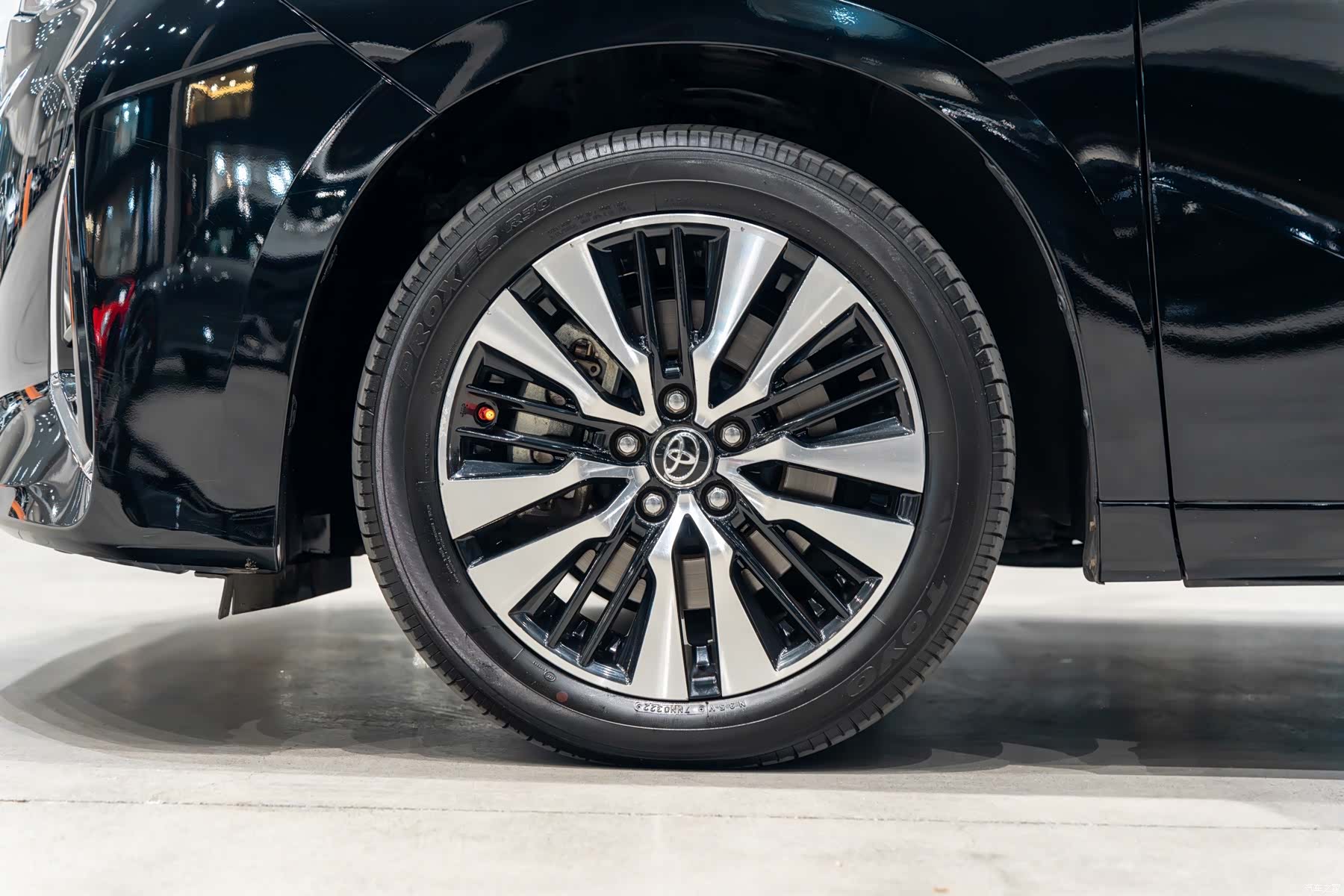Toyota Alphard, 2019 14