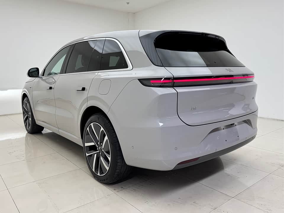 Li Auto Ideal L6