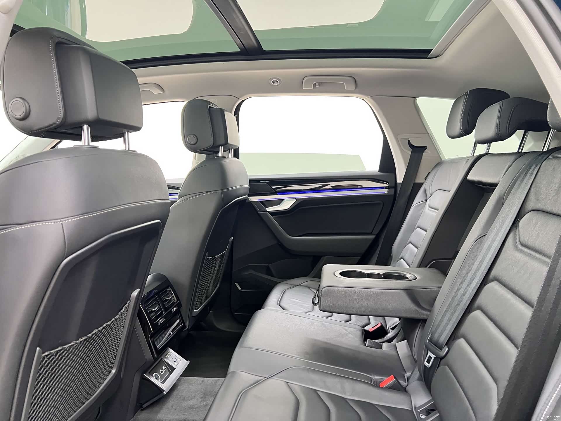 Volkswagen Touareg, 2021 10