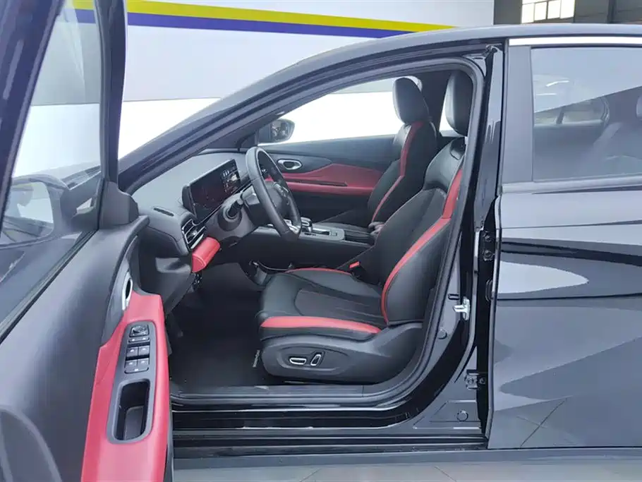 Trumpchi Shadow Leopard