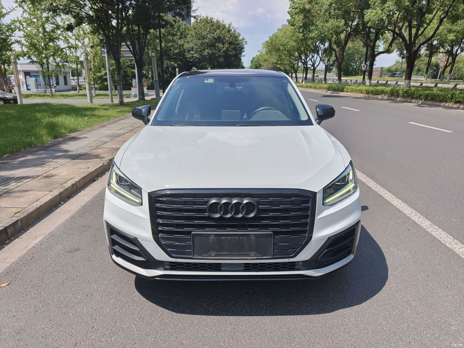 Audi Q2L, 2019 2
