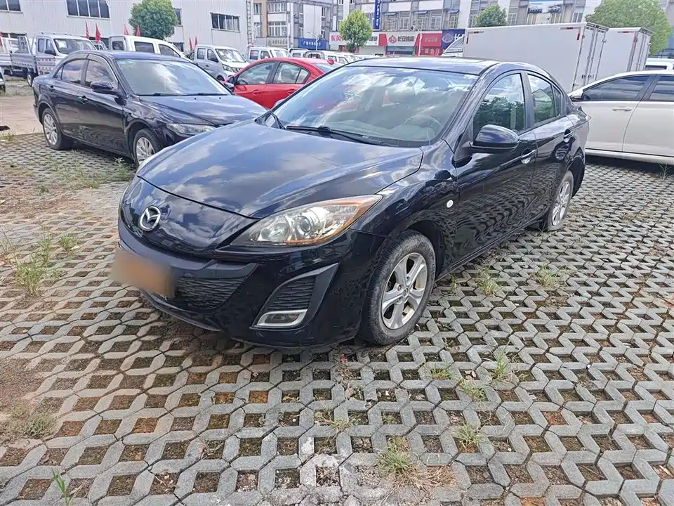 Mazda 3 star Cheng