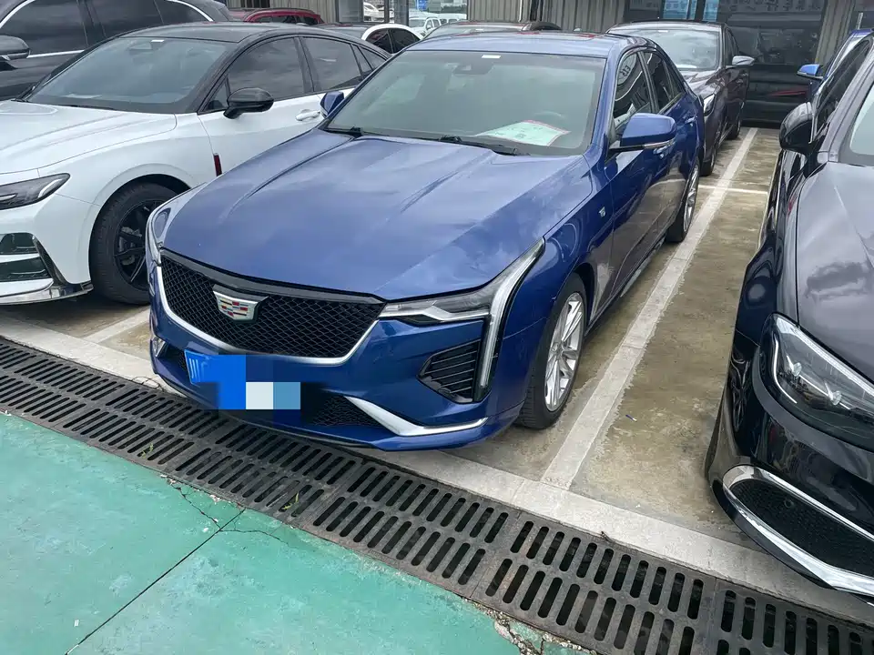 Cadillac CT4