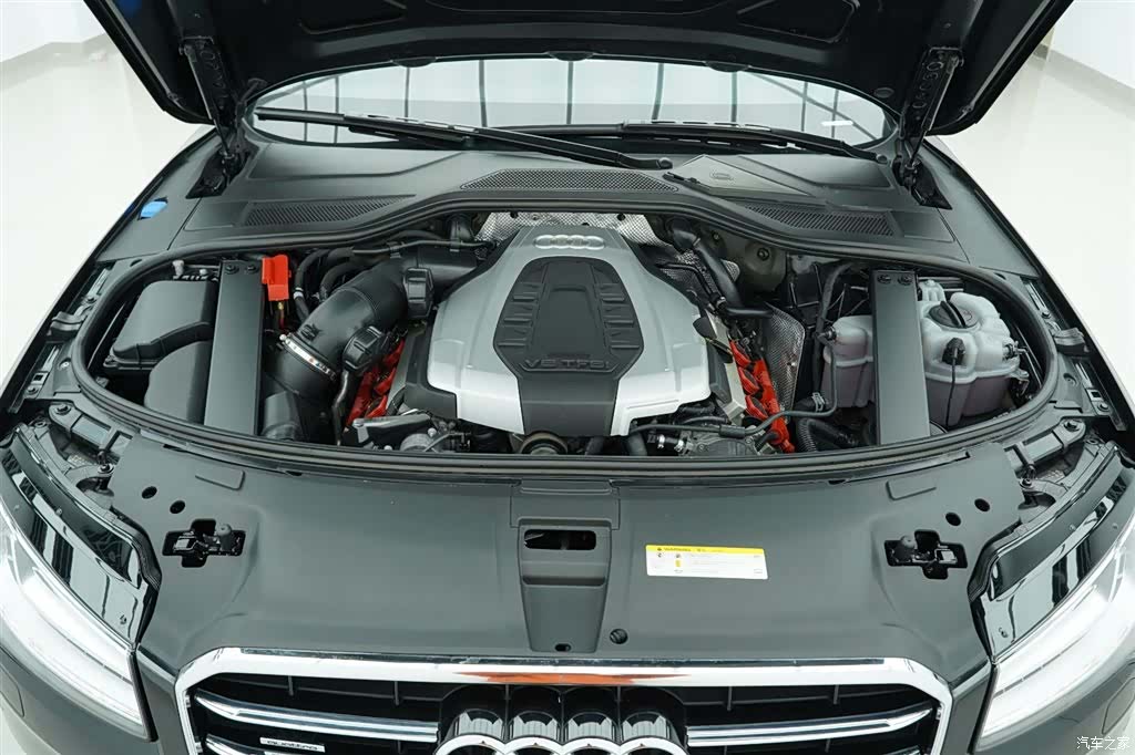 Audi A8L, 2015 32