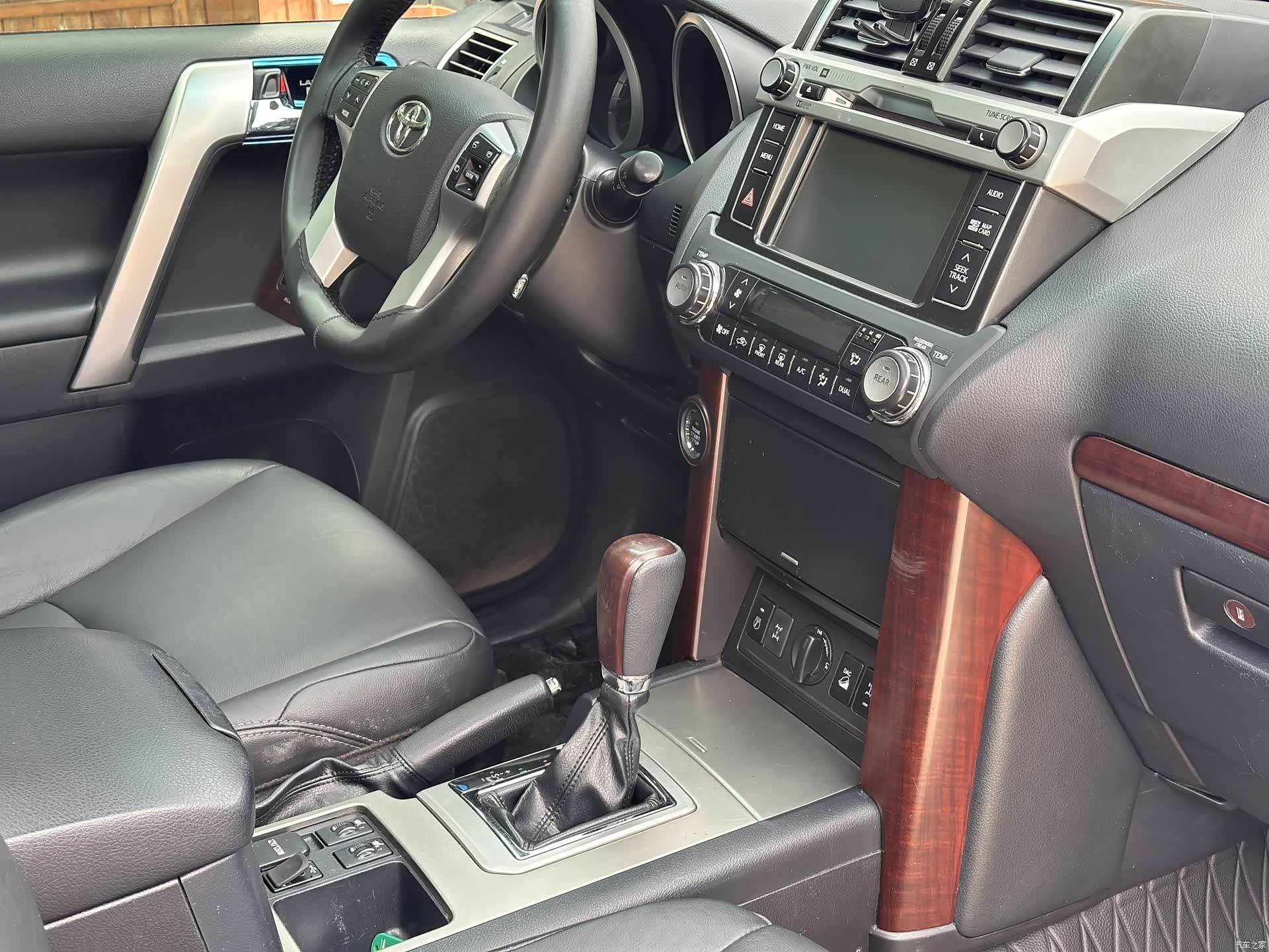 Toyota Prado, 2015 21