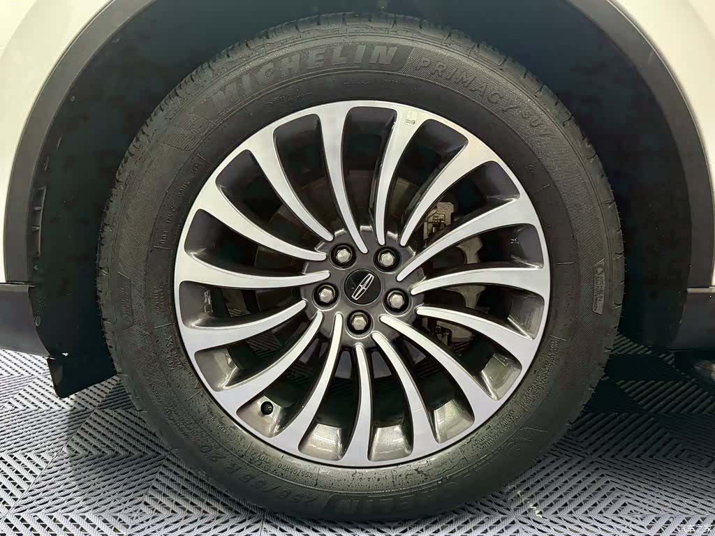 Lincoln Aviator, 2021 7