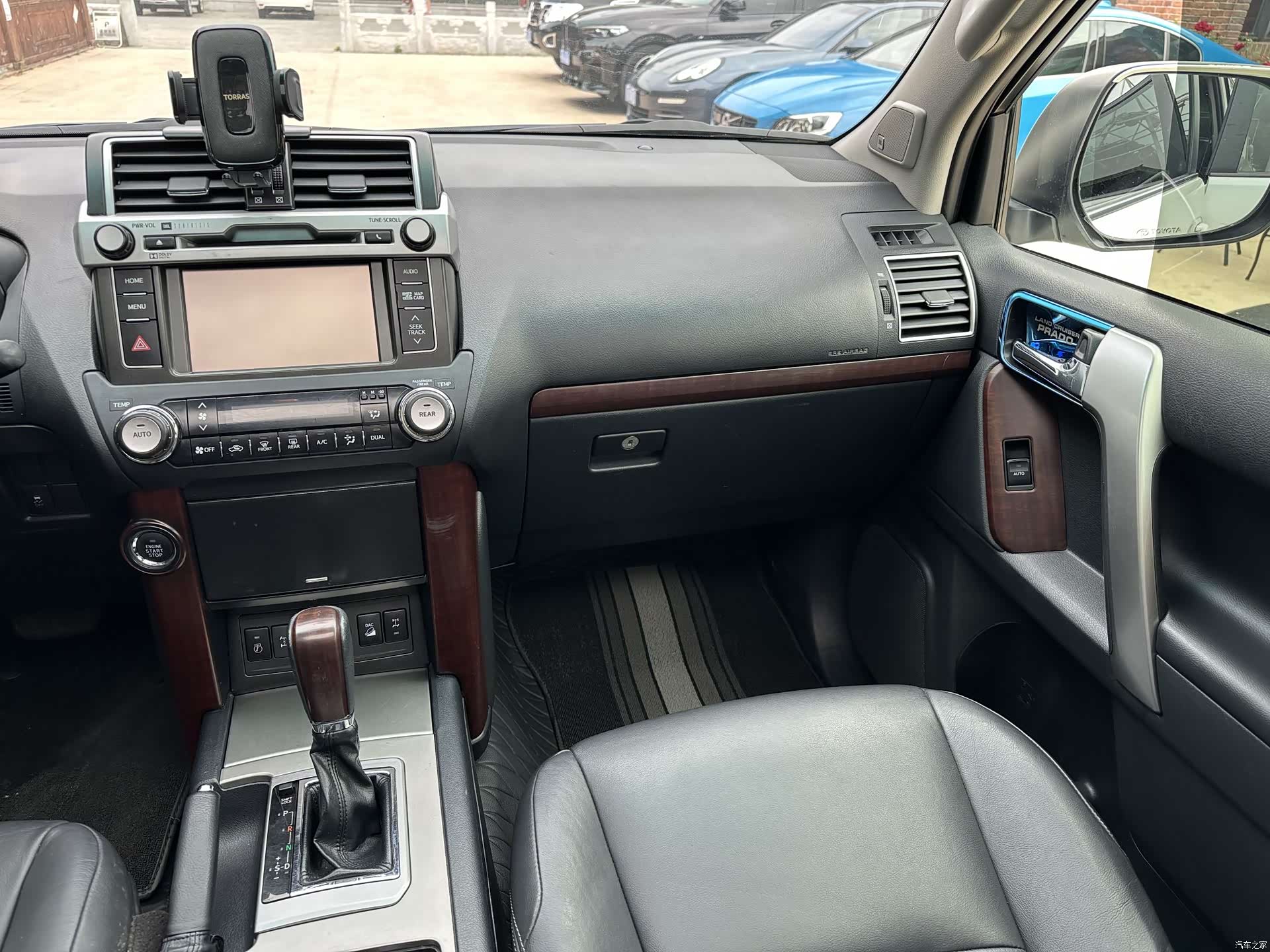 Toyota Prado, 2015 18