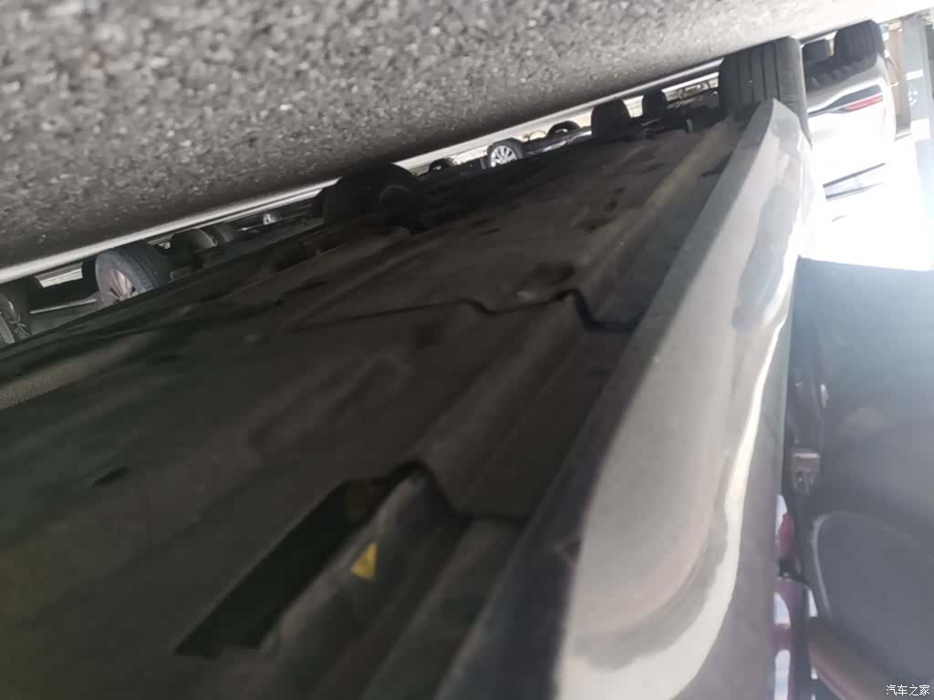 Land Rover XFL, 2017 22