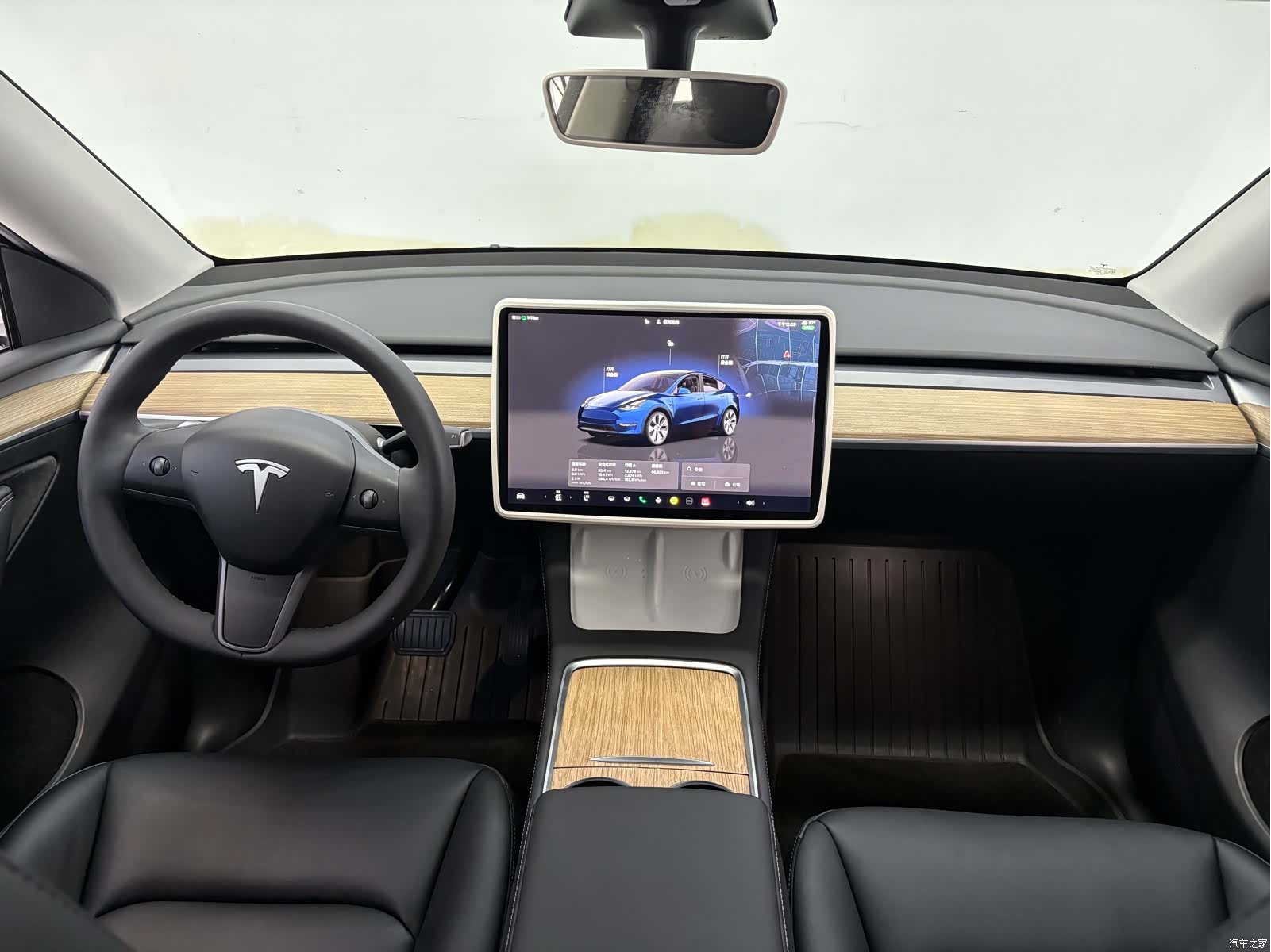 Tesla Model Y, 2022 11