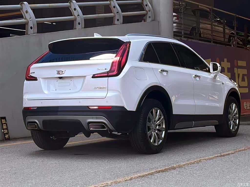 Cadillac XT4, 2021 все фото
