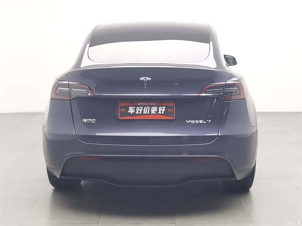 Tesla Model Y, 2022 4