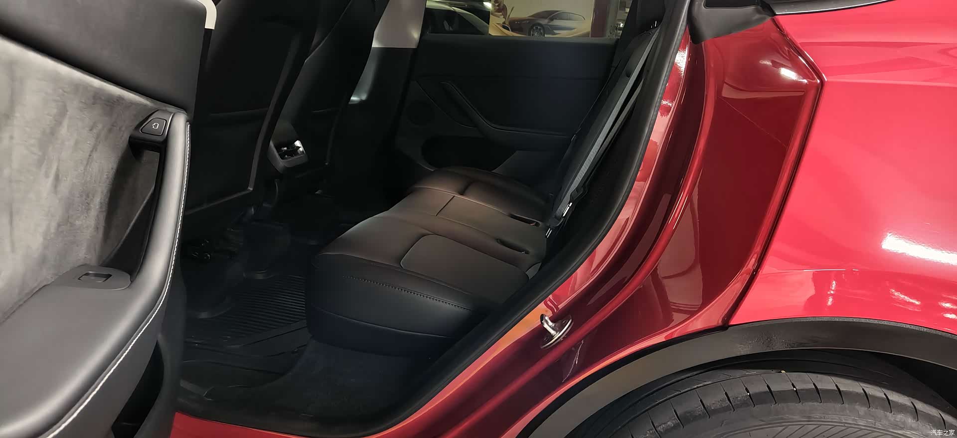 Tesla Model Y, 2023 6