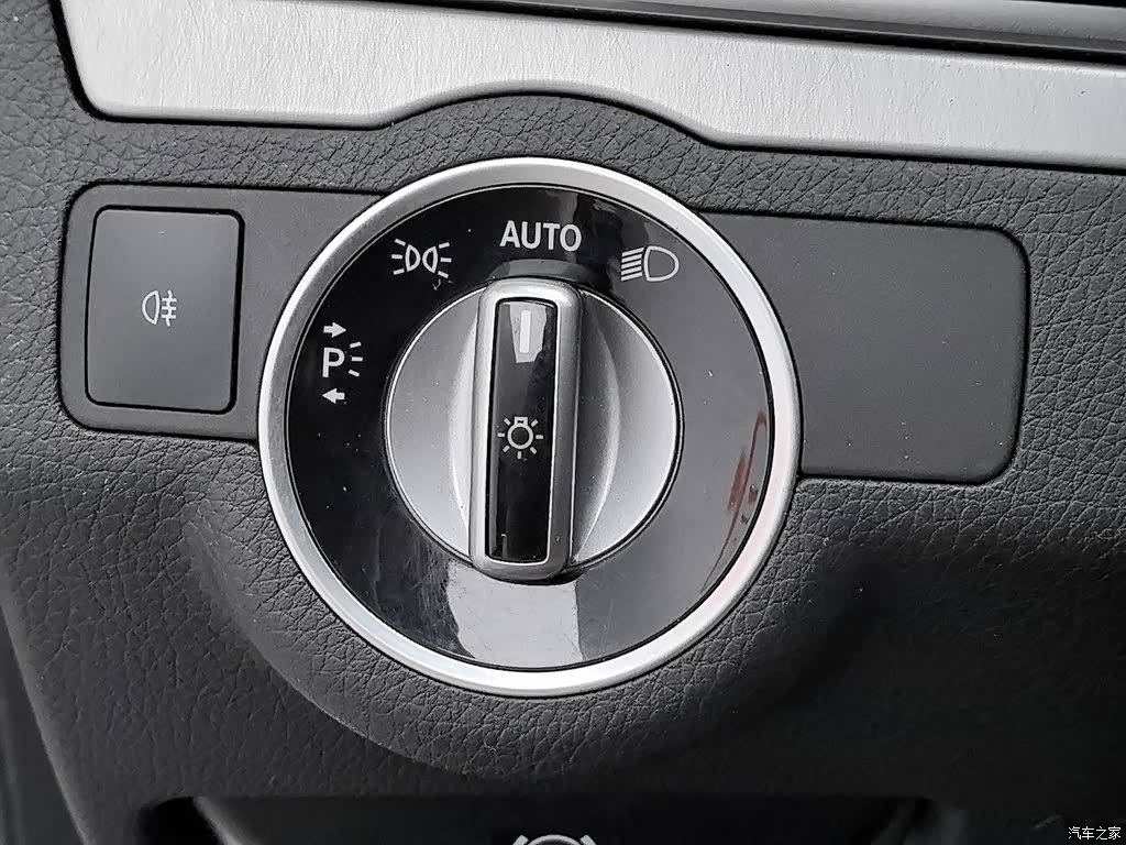 Mercedes-Benz E-Class, 2015 21