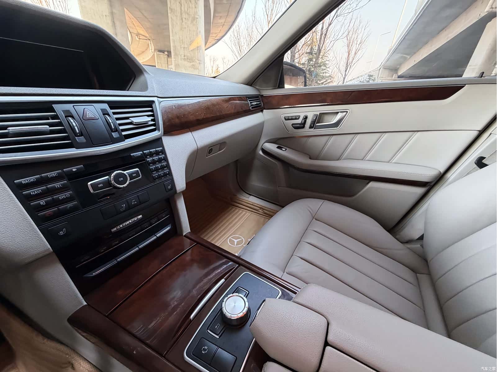 Mercedes-Benz E-Class, 2013 18