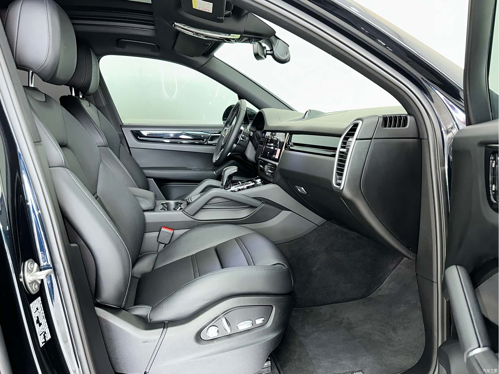 Porsche Cayenne, 2021 11