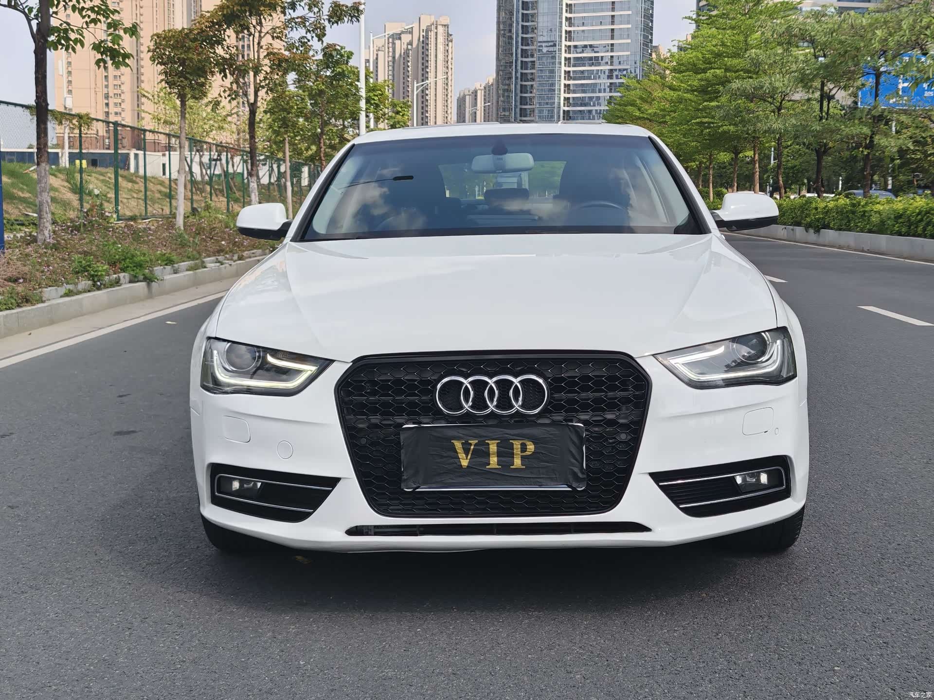 Audi A4L, 2015 2
