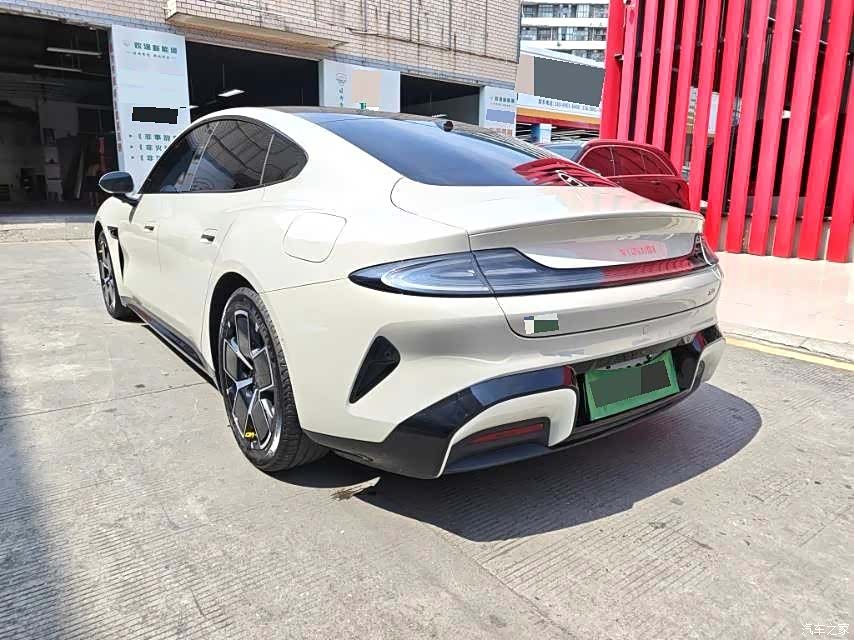 Xiaomi SU7, 2025 7