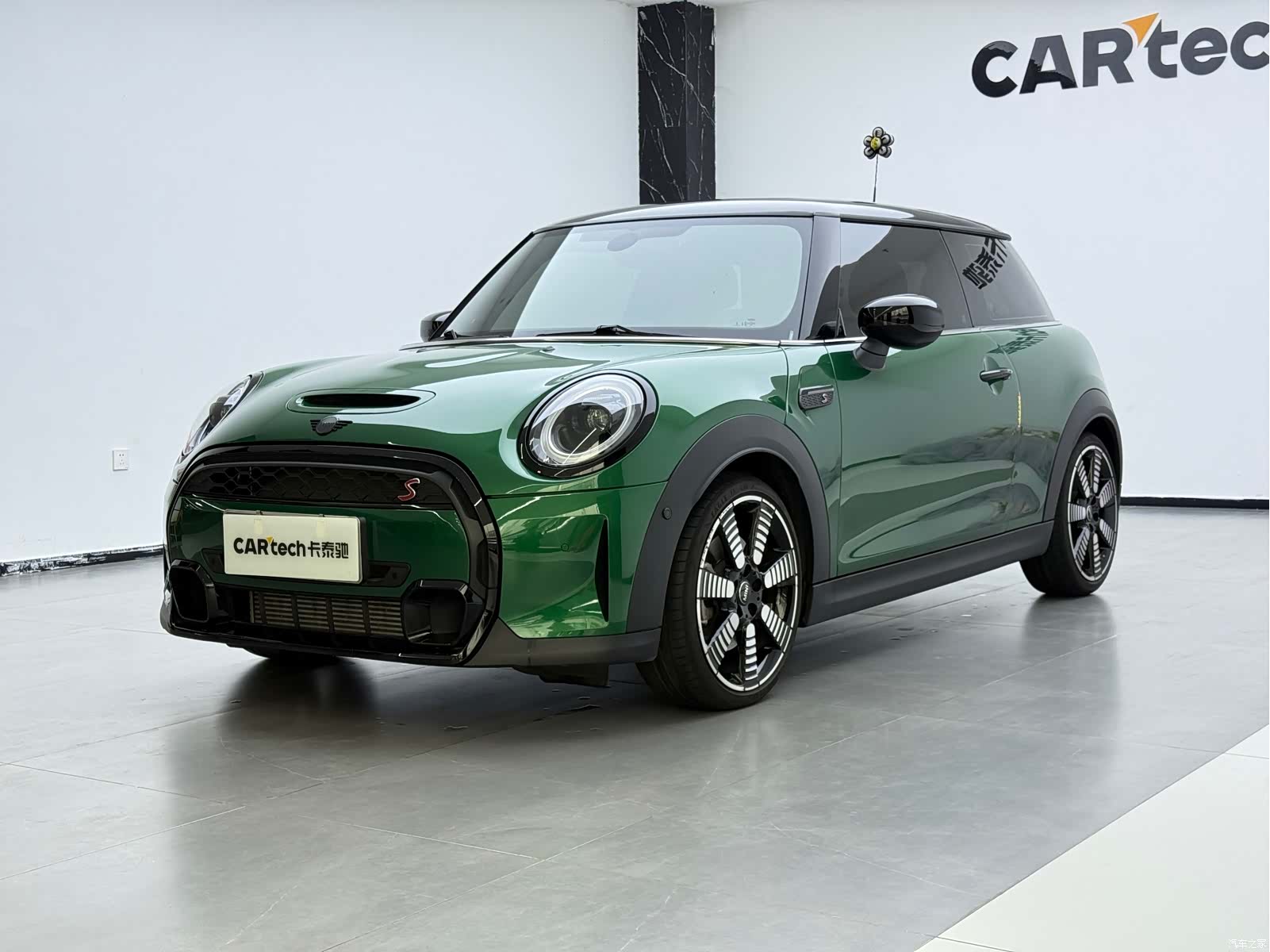 Mini Cooper, 2024 1
