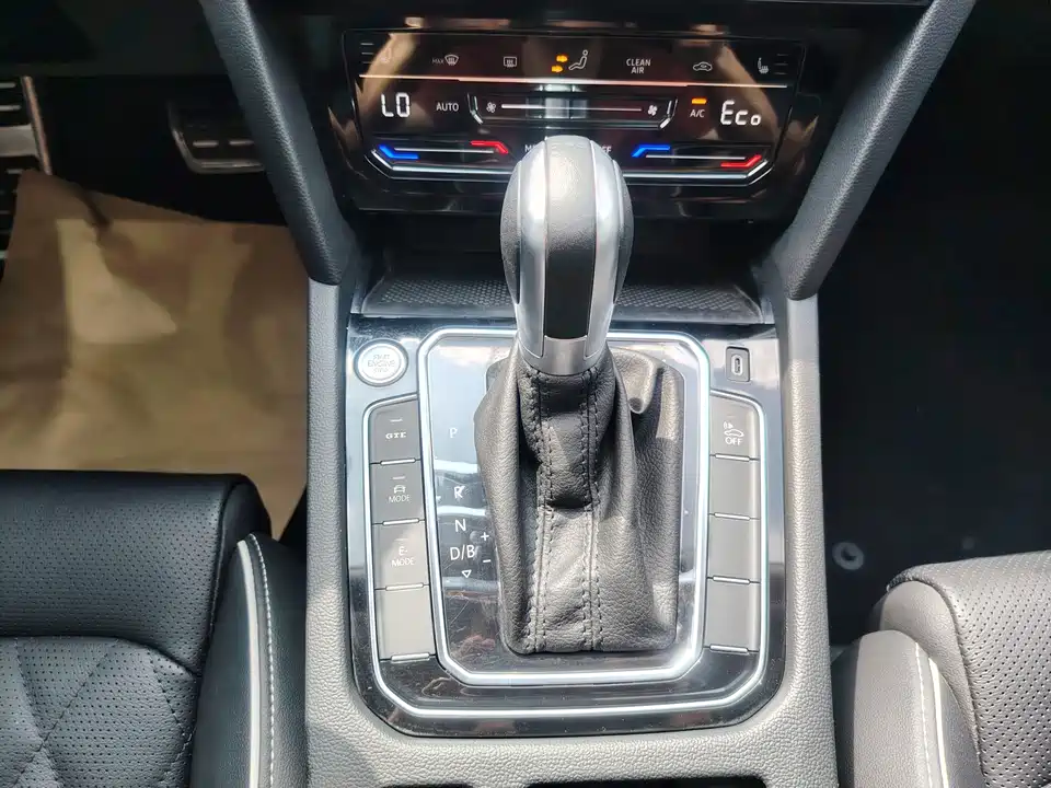 Volkswagen Magotan GTE