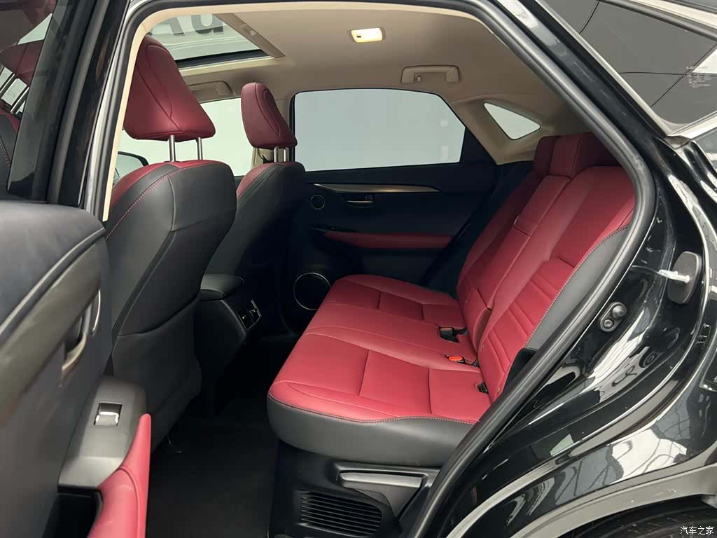 Lexus NX, 2021 23