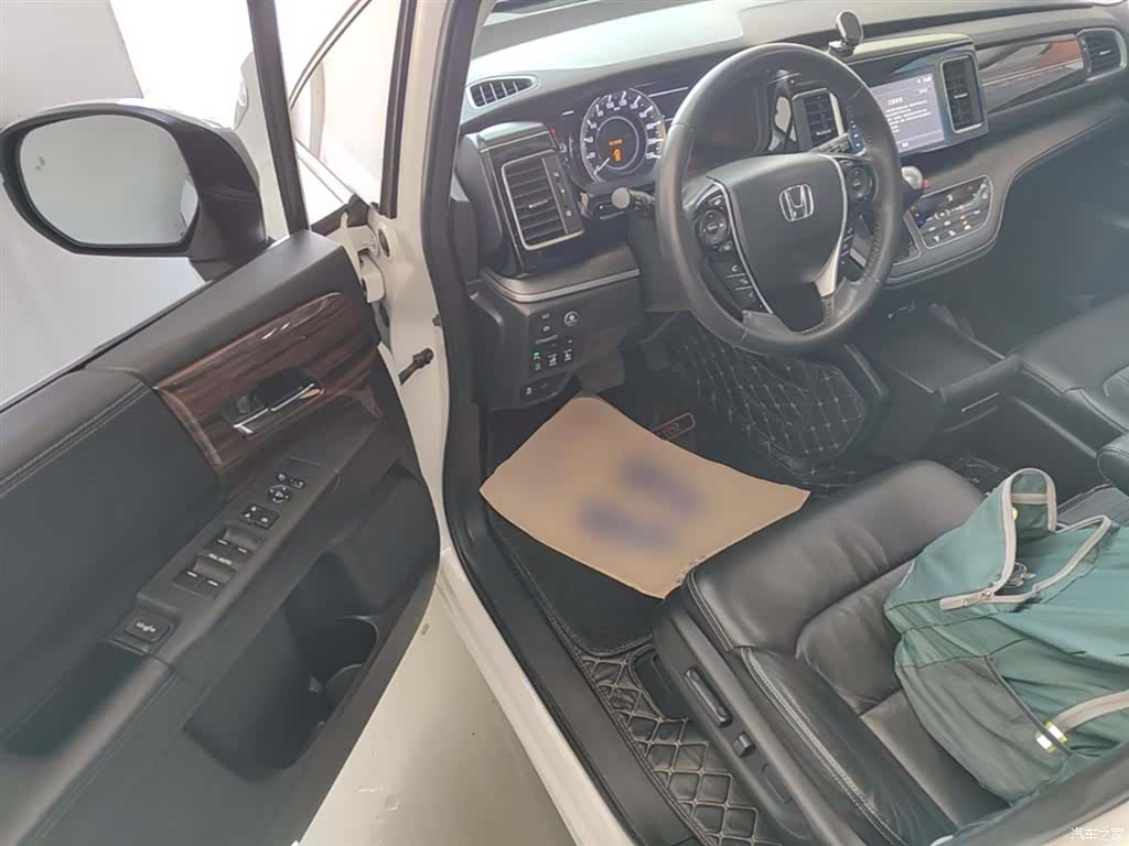 Honda Elysion, 2019 16