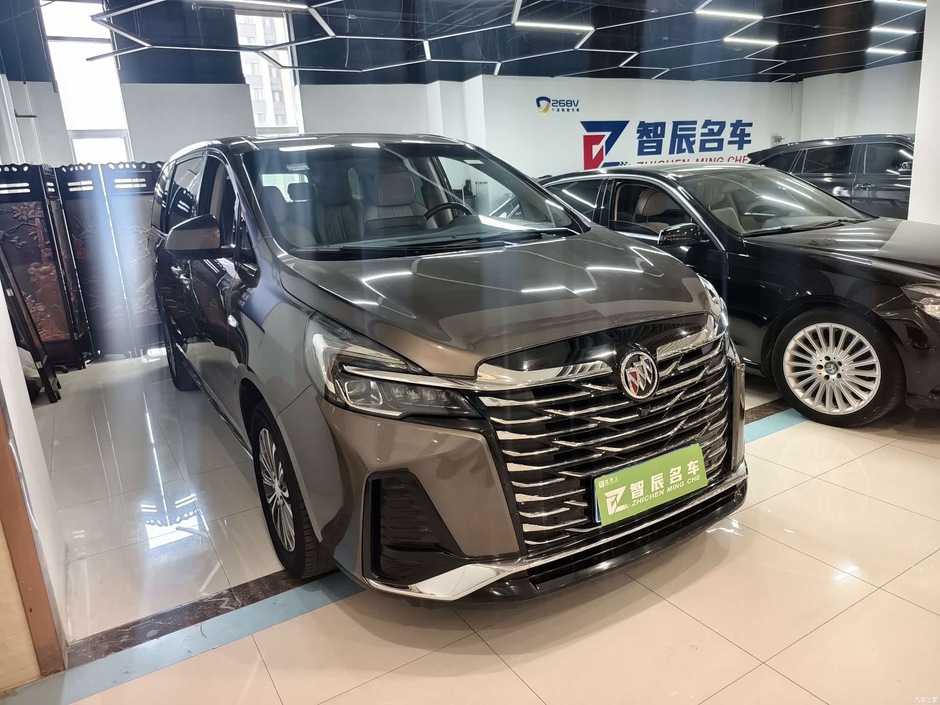 Buick GL8, 2022 2
