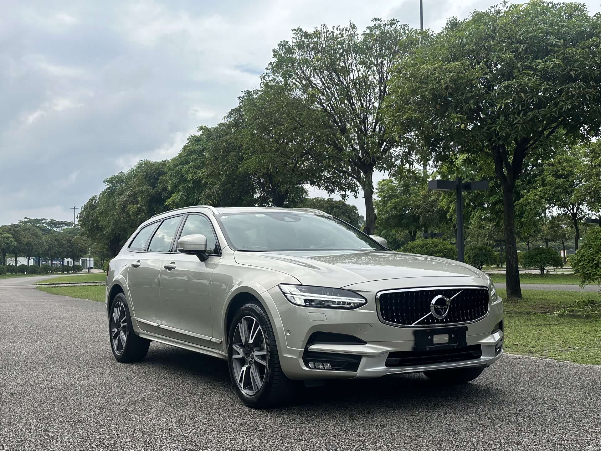 Volvo V90, 2019 3